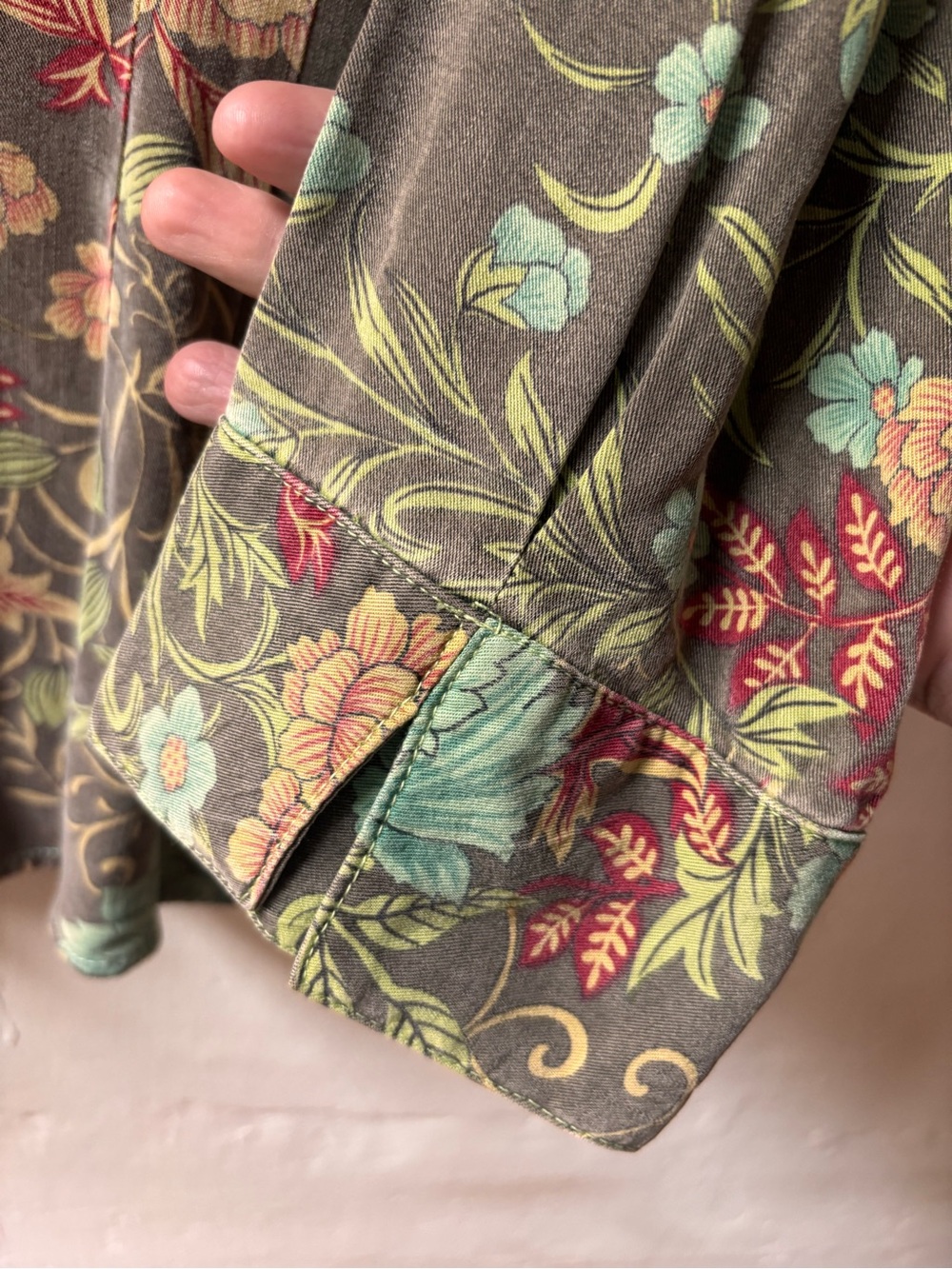 Tianello Floral Button Down Shirt M Green Boho Art Botanical Made in USA - Picture 6 of 13